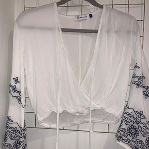 Embroidered Crop Top, Low Cut Blouse w/ ties, loose-sleeve, & Elastic hem (S)